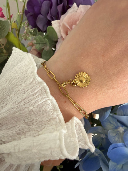 Daisy Charm