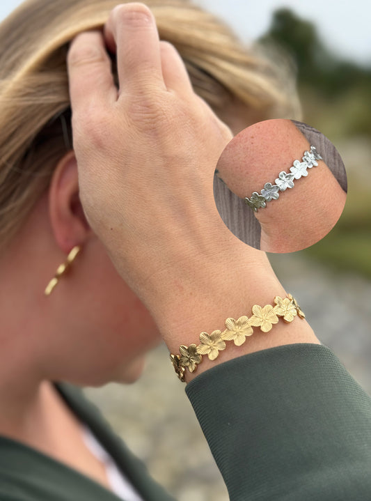 Daisy Bangle